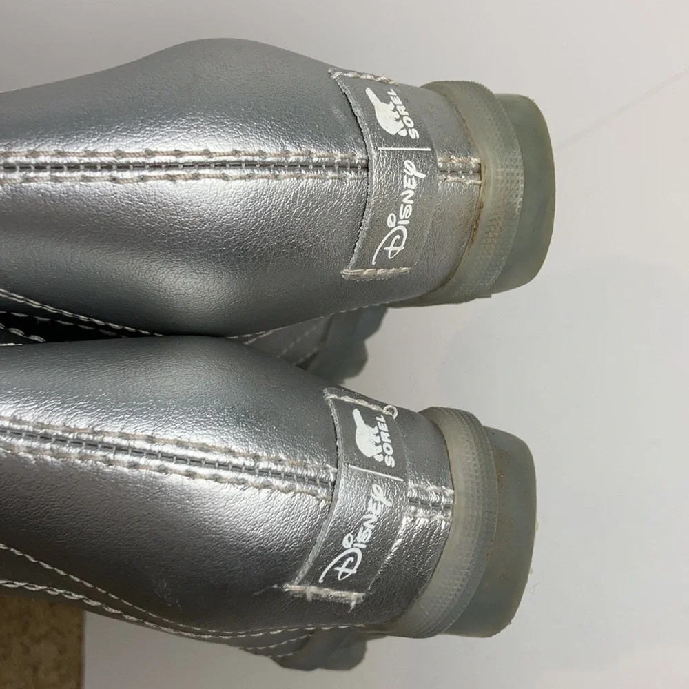 Sorel disney frozen